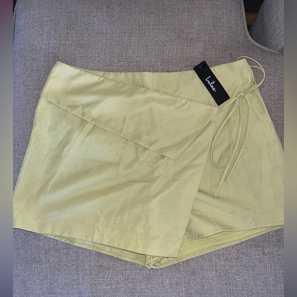 Green skort, nwt